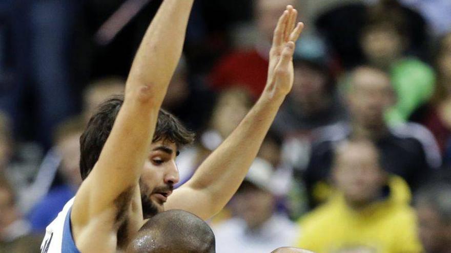 Gasol y Bryant no dan opciones a los Timberwolves de Ricky