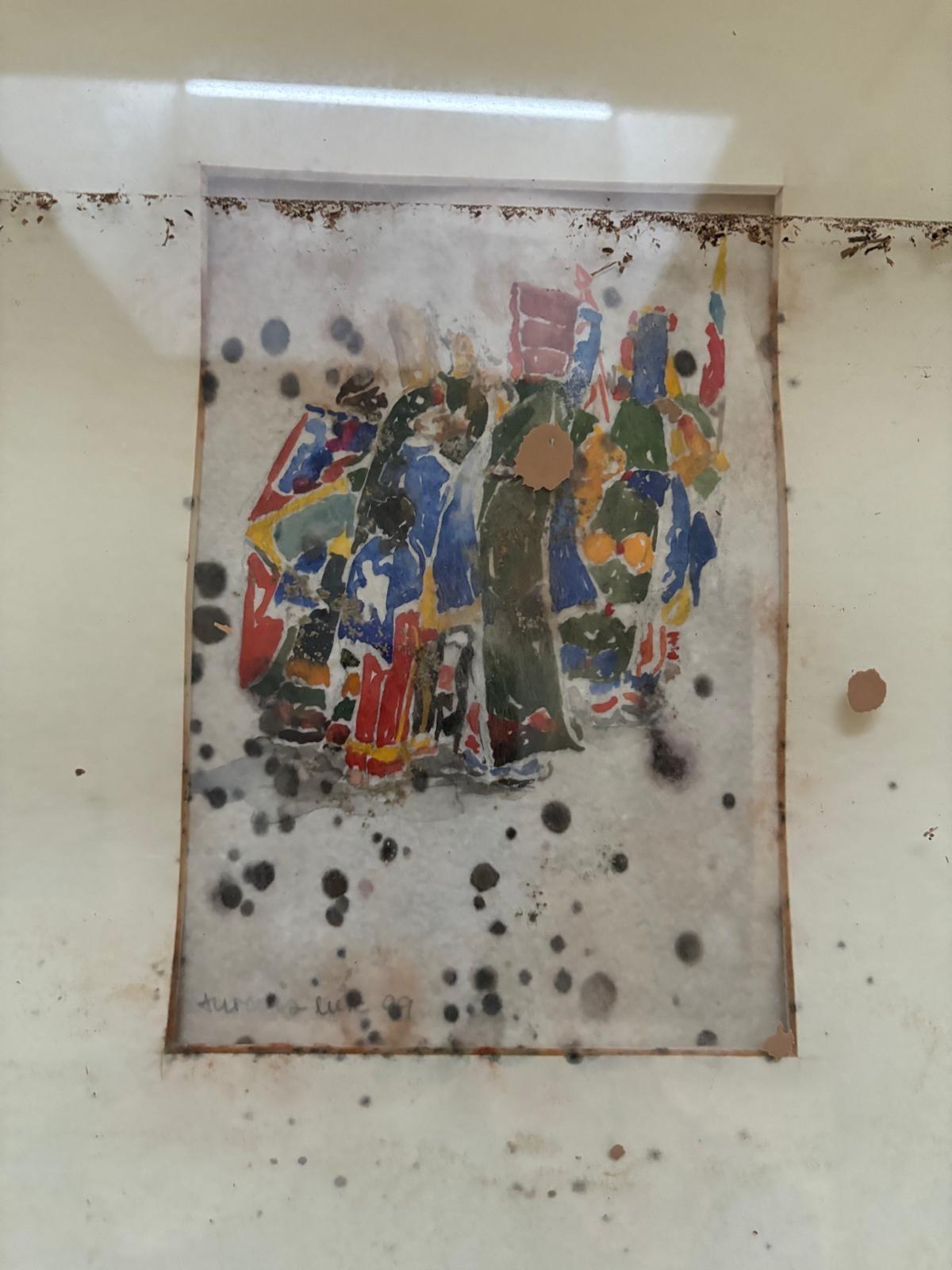 La dana provocó la proliferación de hongos en las obras.