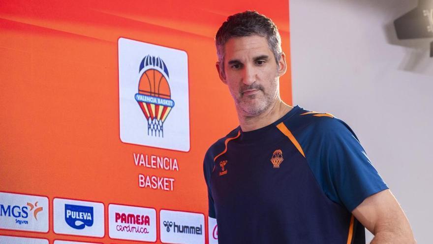 Rueda de prensa de Ruben Burgos antes del choque ante el Girona