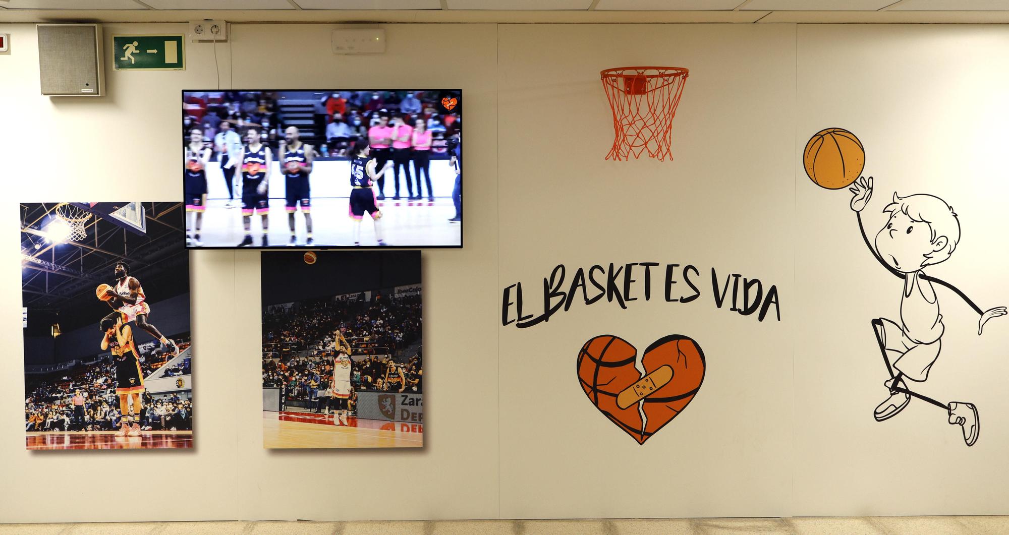 La nueva sala de espera del Hospital Materno Infantil tras la intervención de la asociación 'El Basket es vida'