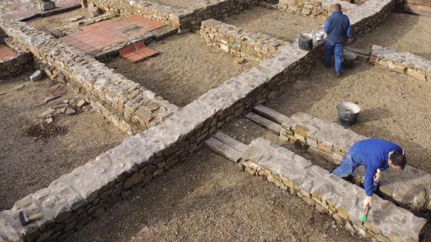 Obras de mantenimiento en el campamento romano de Petavonium.