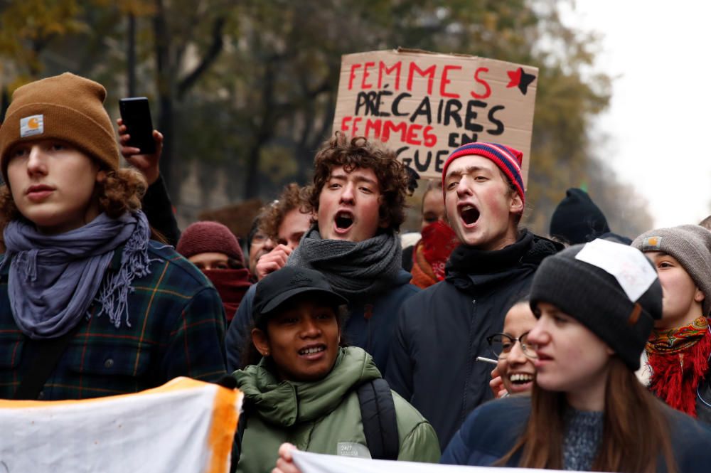 La huelga contra la reforma de las pensiones paraliza Francia