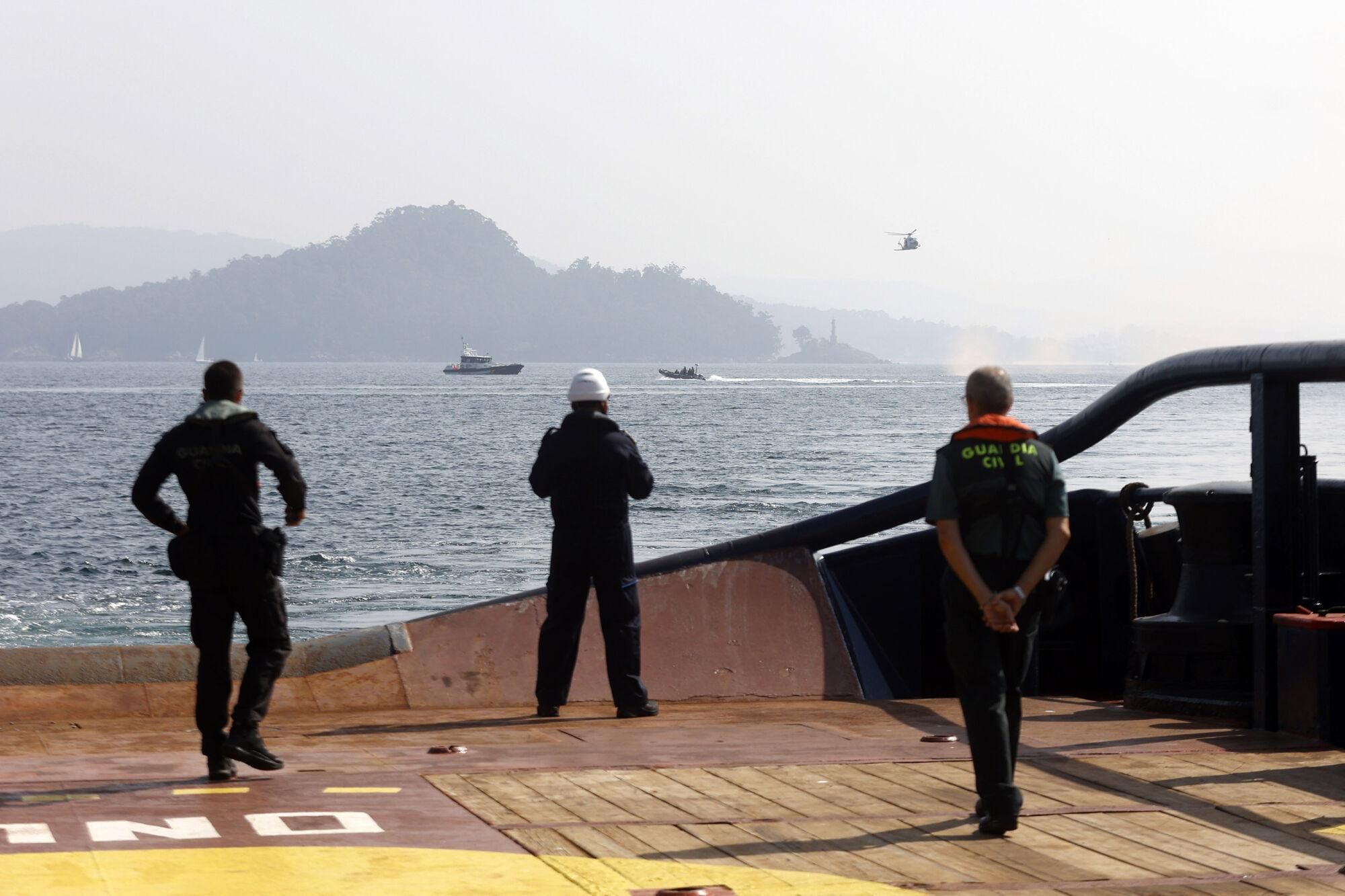 Ensayo de asalto en plena ría de Pontevedra