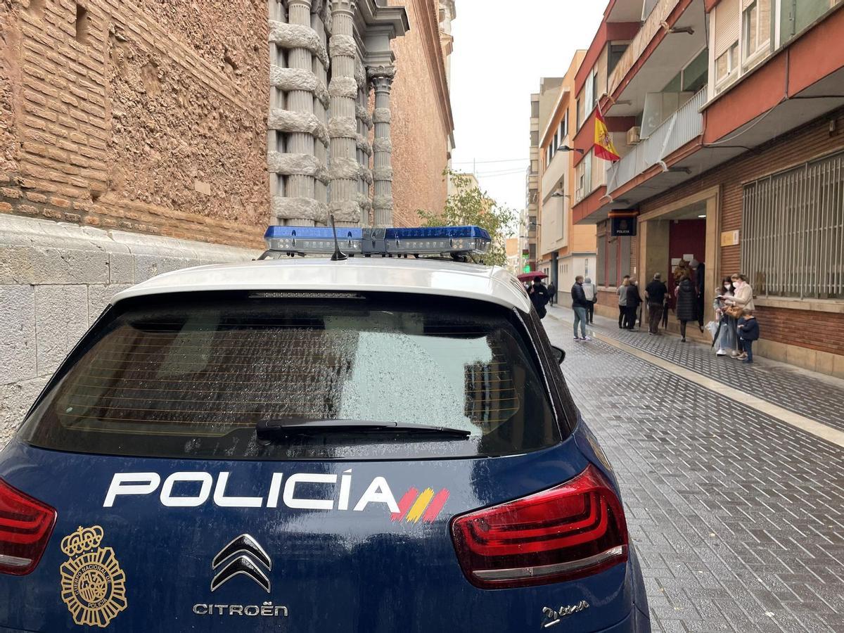 Autoridades y sindicatos policiales coinciden en afirmar que las actuales instalaciones de la Policía Nacional no reúnen las condiciones adecuadas.