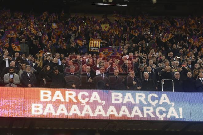 Imágenes de la primera parte del partido de ida de semifinales de Copa del Rey entre el FC Barcelona y el Real Madrid disputado en el Camp Nou