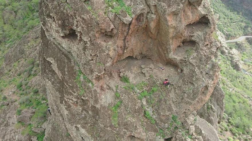Rescatada una alpinista en Ayacata