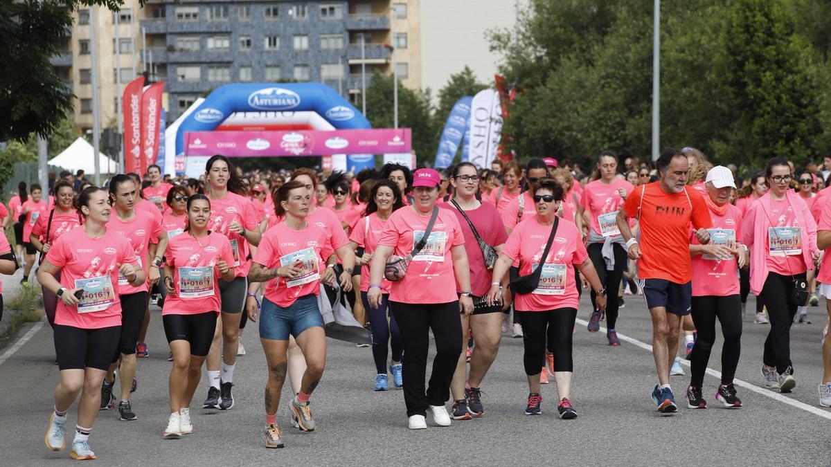 Participantes en la carrera de la mujer.