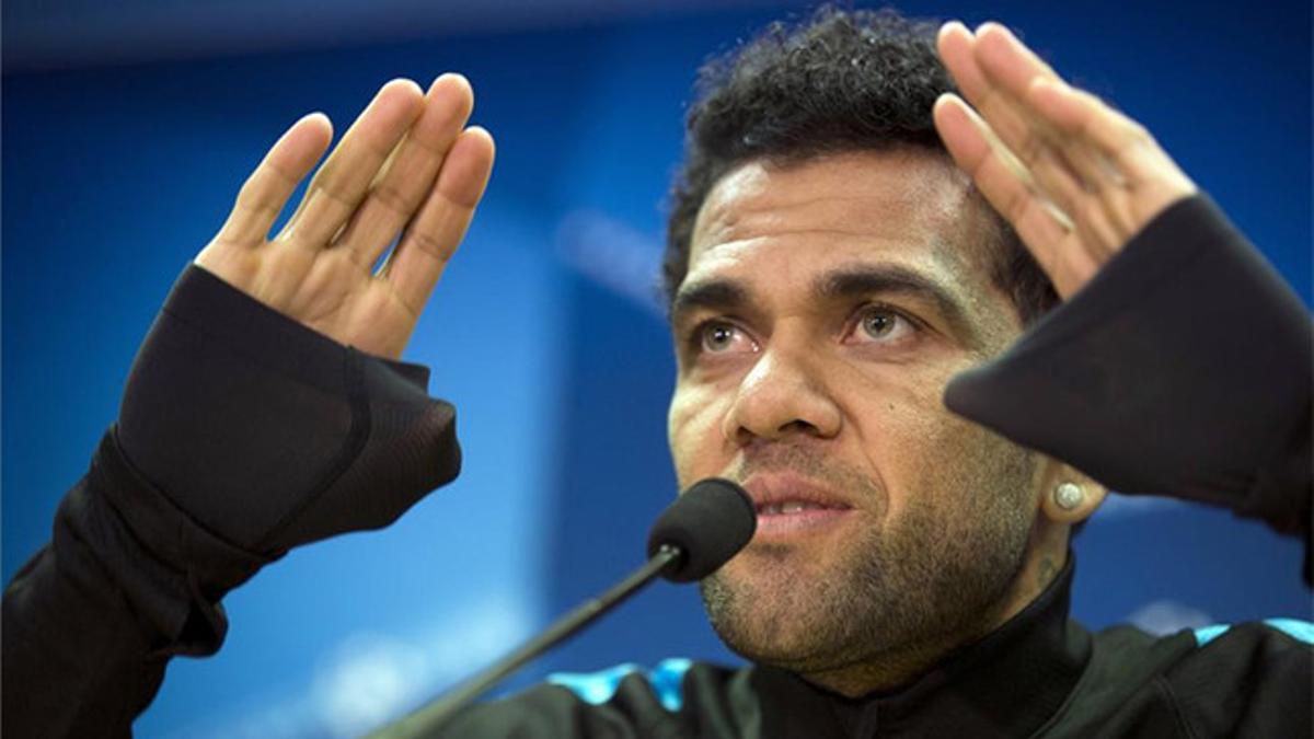 Dani Alves tendrá el apoyo del Barça si la AEPD le denuncia