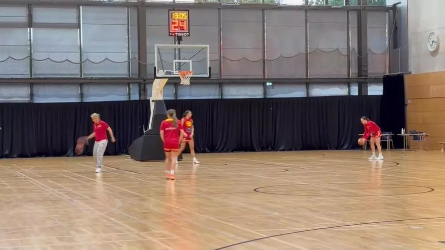 España se prepara para el partido de cuartos contra Australia