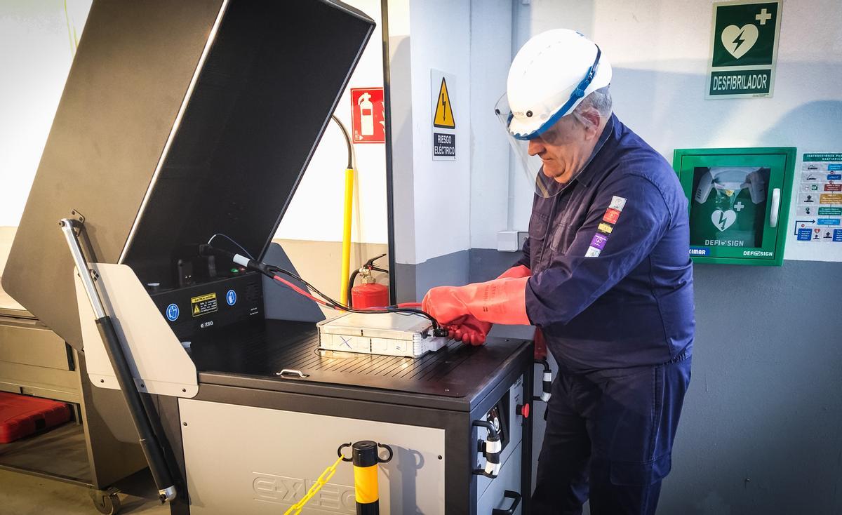 Nissan Nigorra Baleares inaugura el primer laboratorio de baterías de Baleares