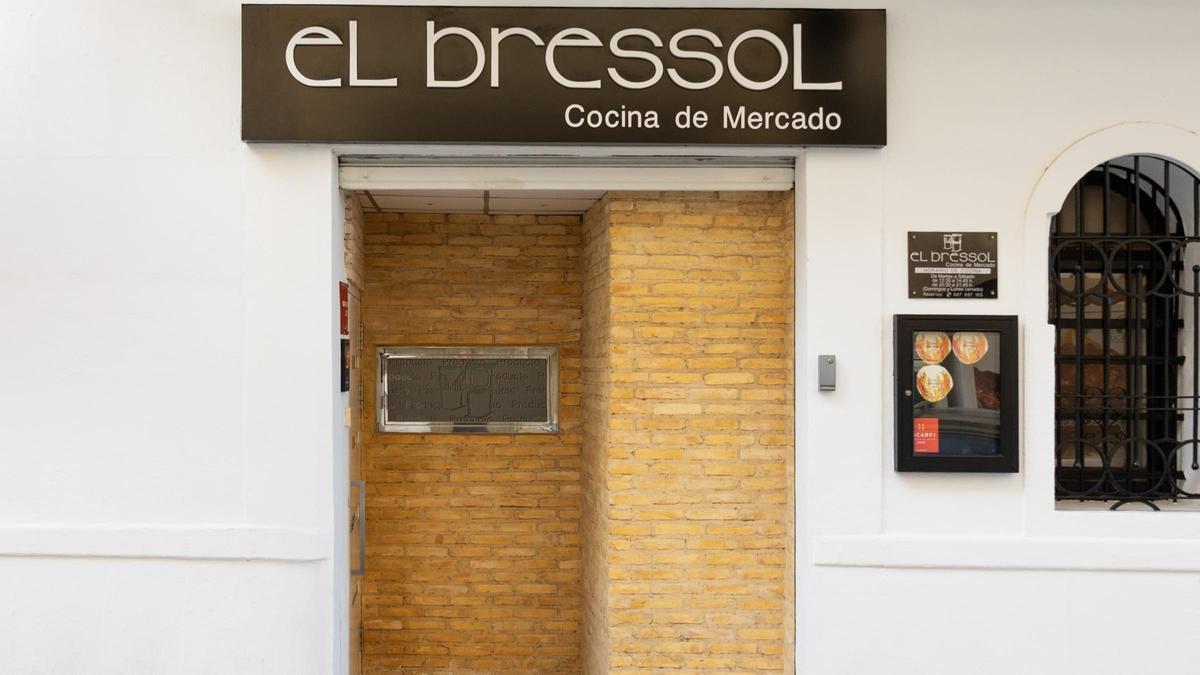 La entrada de El Bressol.