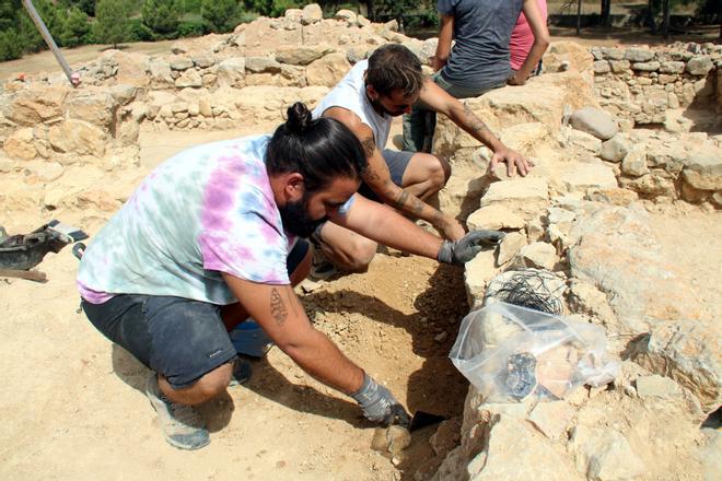 Les imatges de les excavacions arquelògiques a Empúries