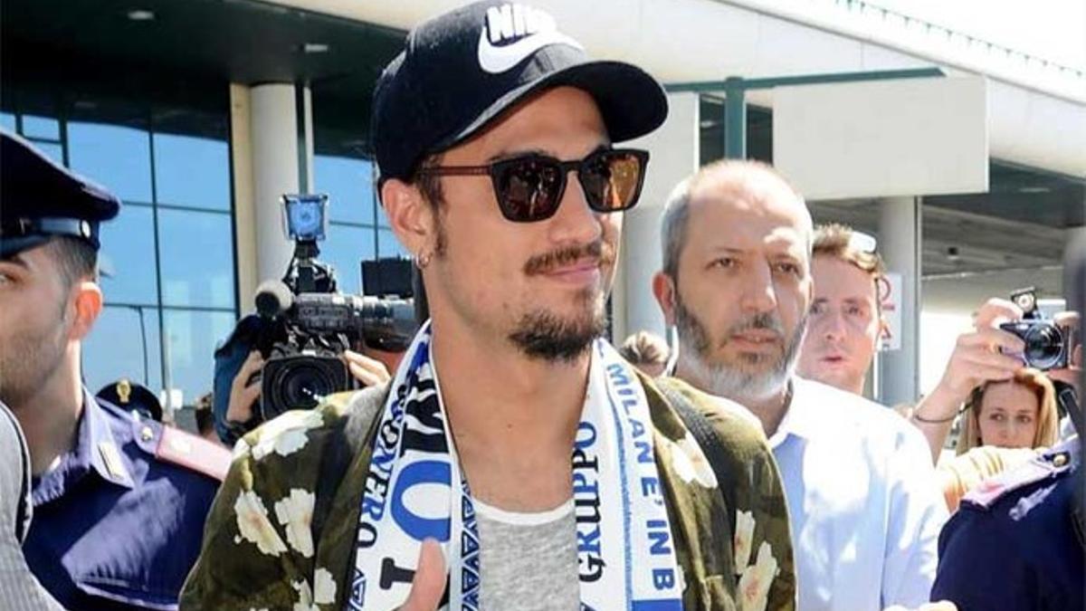 Pablo Daniel Osvaldo, a su llegada al aeropuerto de Milán-Malpensa el pasado 4 de agosto