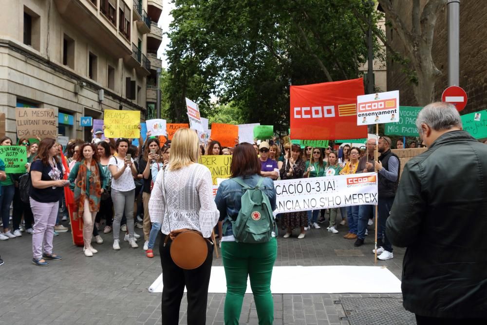 Las trabajadoras de las escoletes se movilizan para pedir un sueldo digno