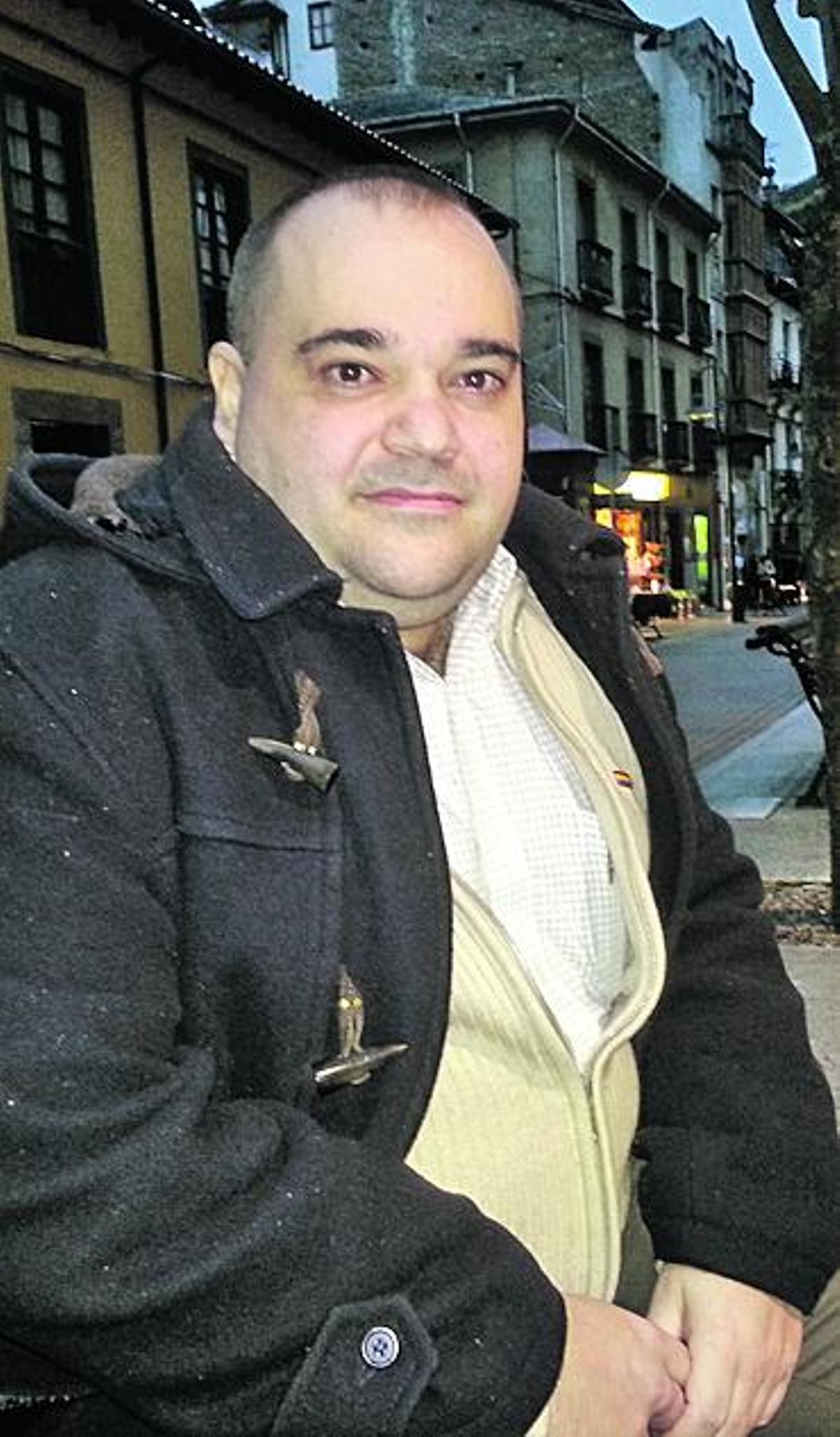 Dimite el portavoz de IU en Cangas del Narcea por presunto desvío de fondos de obras