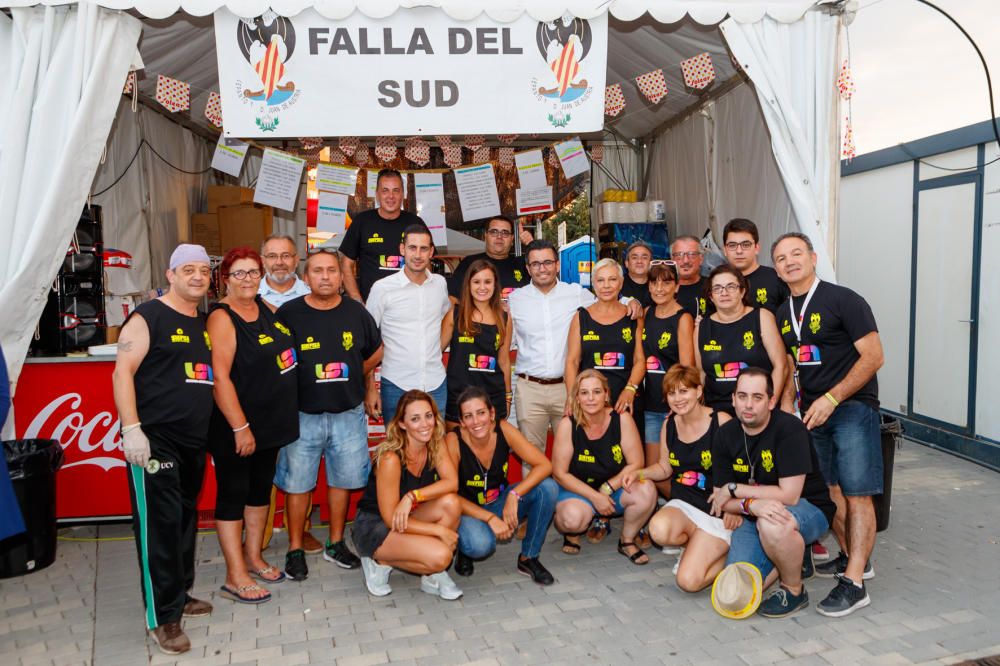 Inauguración de la feria de fiestas en la plaza Mayor