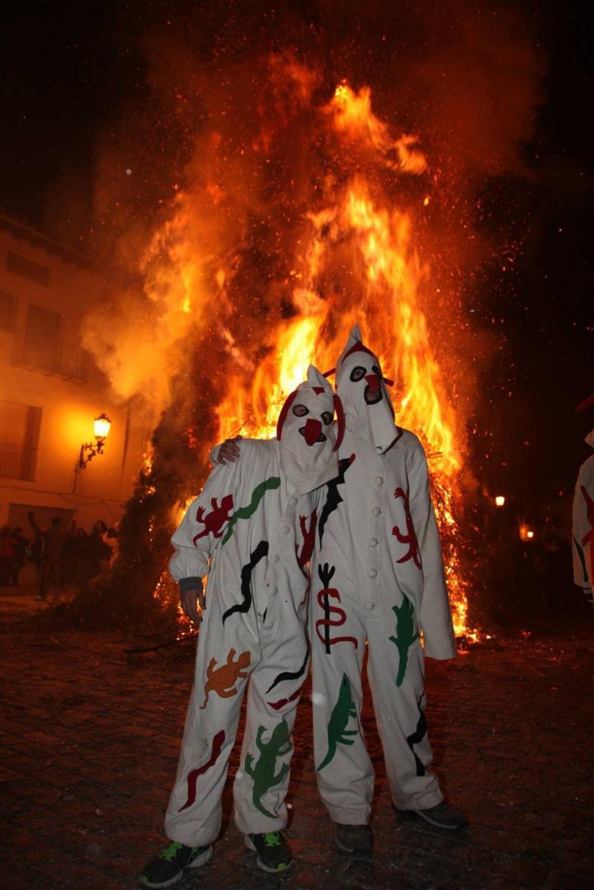 GALERÍA DE FOTOS -- Fiesta en el barrio Tombatossals de Castellón