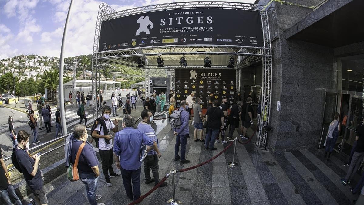 Ambiente en la jornada inaugural del Festival de Sitges 2020