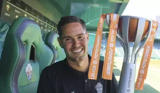 Óscar Morales: "Si el viernes me dices que el Elche va a ser campeón, te diría que estás loco"