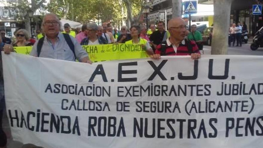 Pensionistas de la Vega, en la protesta de Murcia