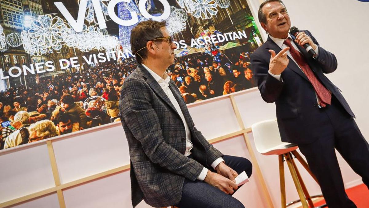 El alcalde Abel Caballero, en Fitur.