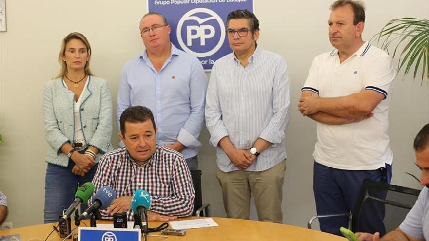 PP de Badajoz pide el expediente de la elección del hermano de Pedro Sánchez