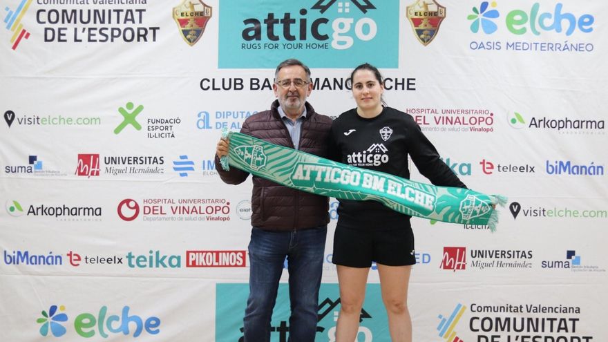 Gascó renueva con el Atticgo Elche y cumplirá su octava temporada en el club