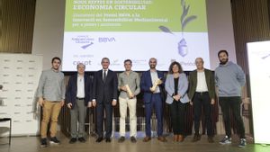 Cosmètica amb cèl·lules mare i roba de plàstic, premis a la innovació sostenible del BBVA