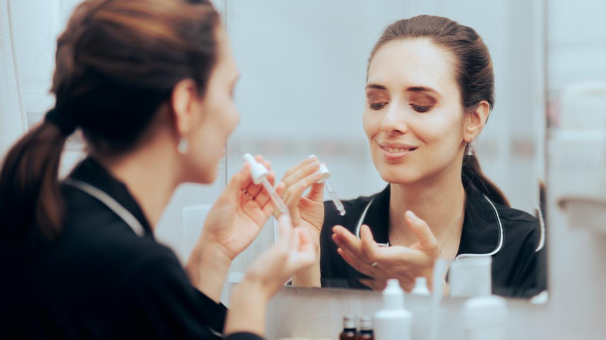 El sérum con retinol más vendido en España está rebajado casi un 30%