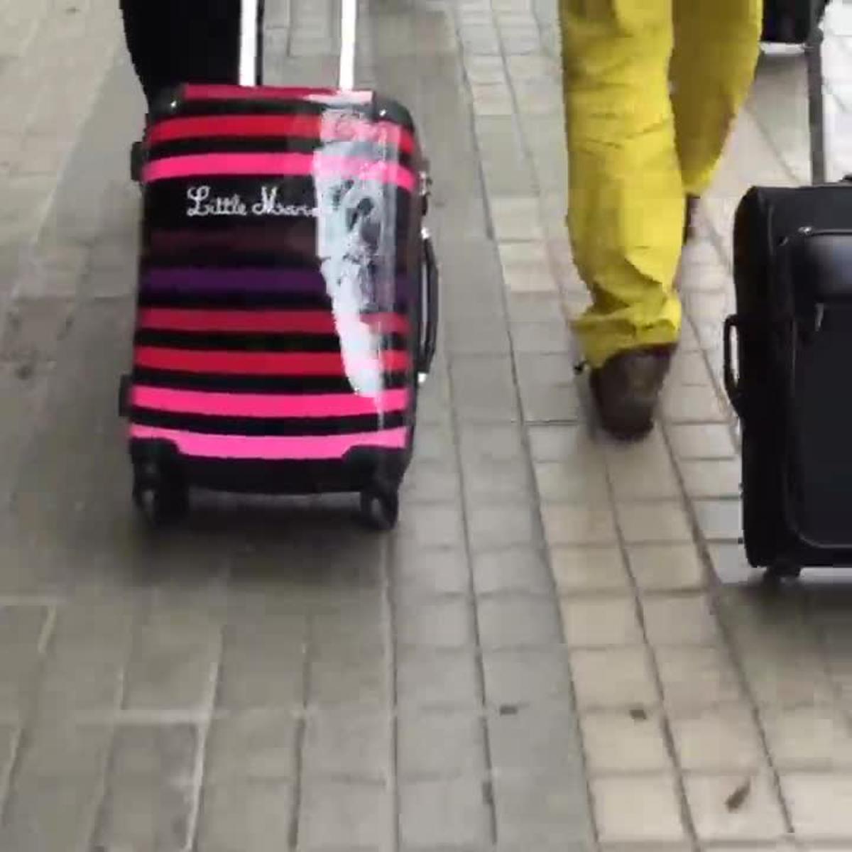 El sonido de Barcelona. Turistas arrastrando sus maletas.