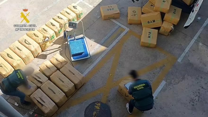 La Guardia Civil desarticula una red de narcotráfico en Castellón y se incauta de 1,8 toneladas de hachís