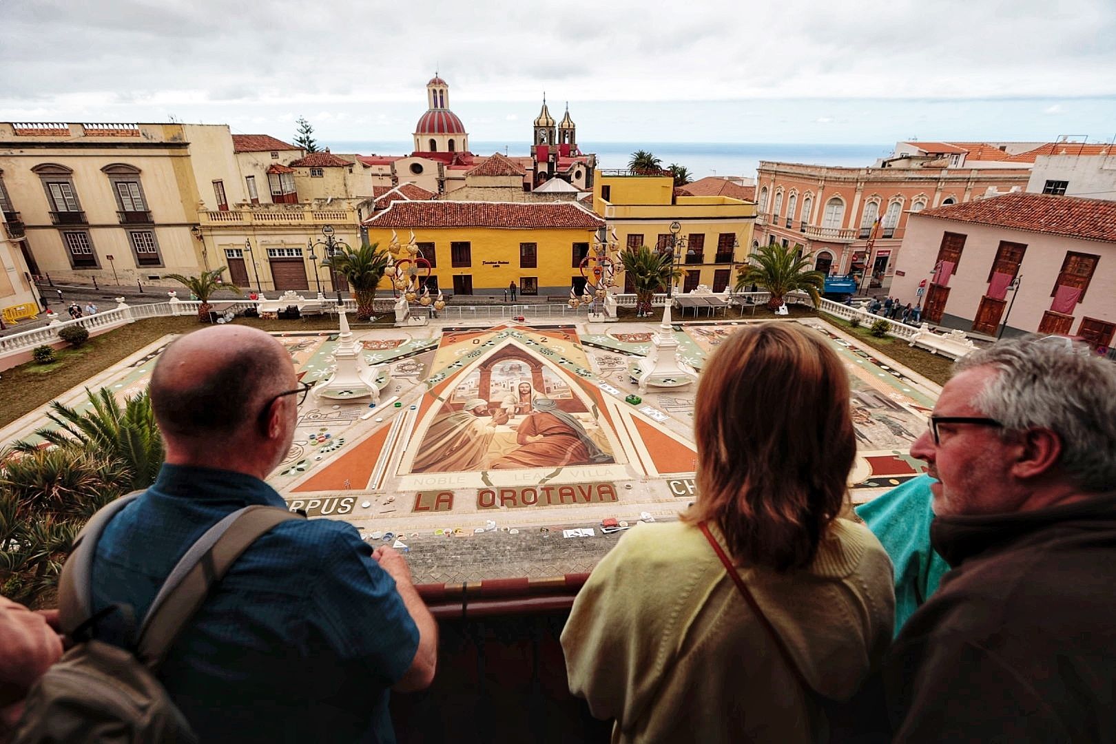 Gran alfombra de tierras del Teide en La Orotava