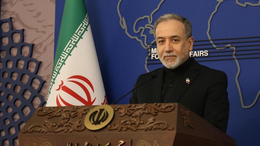El ministro de Exteriores iraní informa a Albares del curso de las negociaciones con EEUU