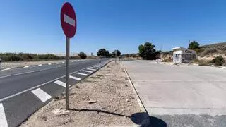 Tráfico en la provincia hoy: un accidente en la N-340 en Algorós marca la mañana en las carreteras de Alicante