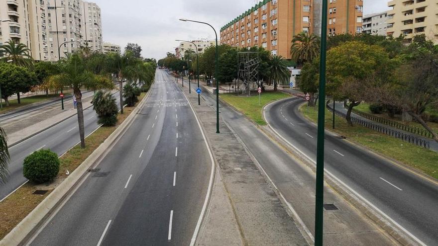 La avenida de Andalucía, vacía.