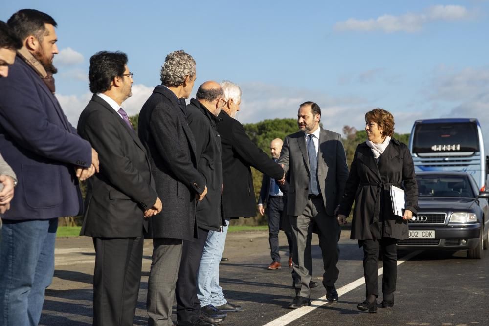 Foment inaugura el nou tram desdoblat de l'N-II, entre Sils i Maçanet