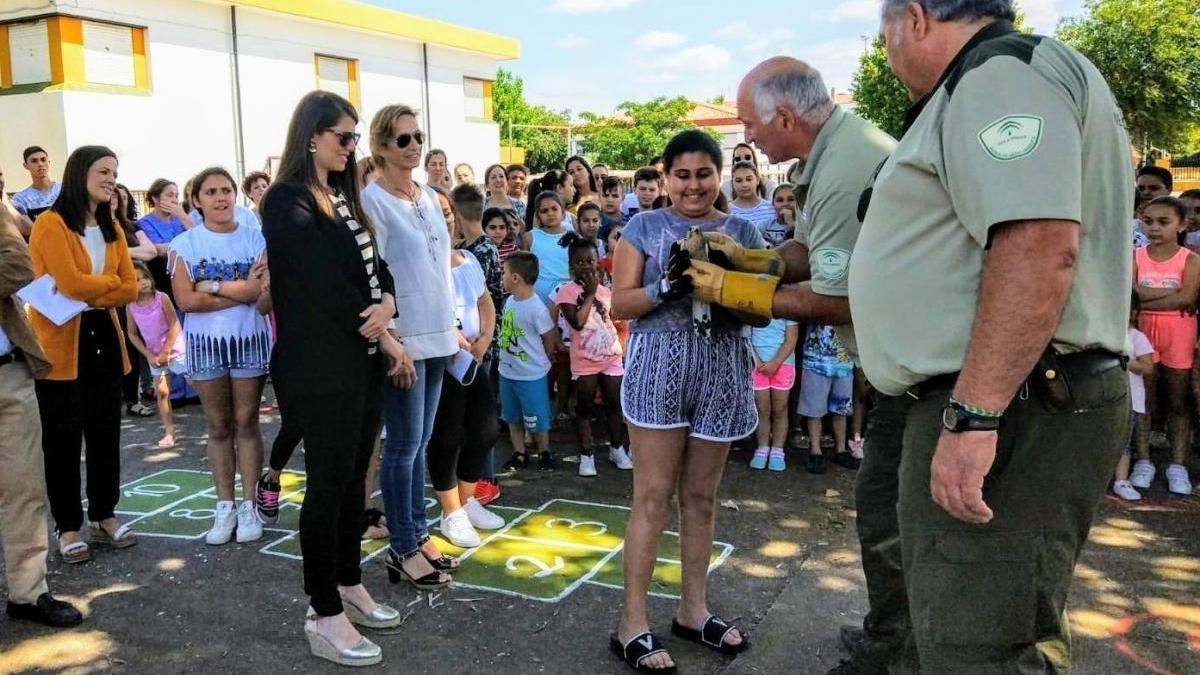 La Junta preside el acto por el Día del Medio Ambiente en el CEIP Federico García Lorca