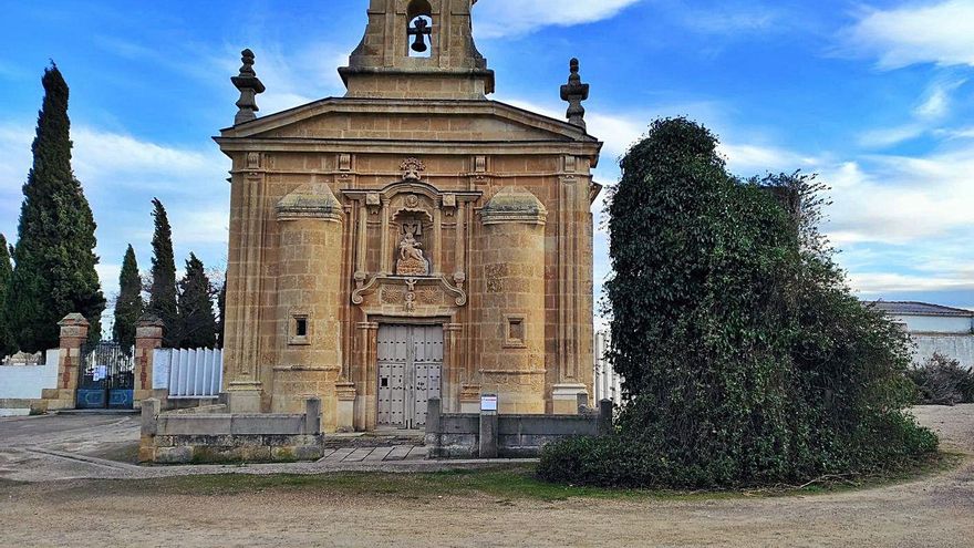 La ermita de Corrales del Vino: El templo de la discordia