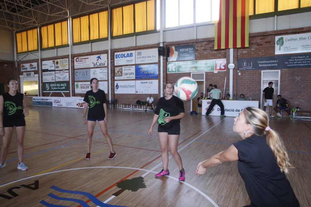 Primer entrenament del Bordils de vòlei