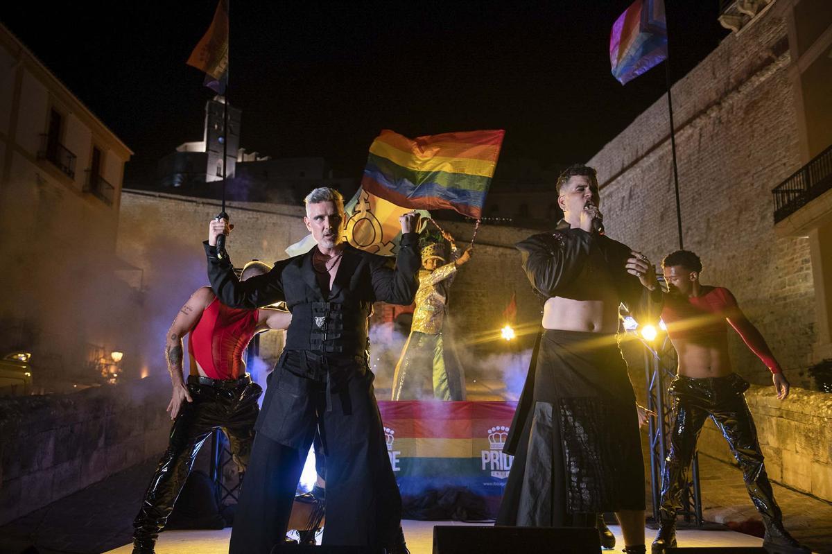 Imágenes del pregón del Ibiza Pride en Dalt Vila