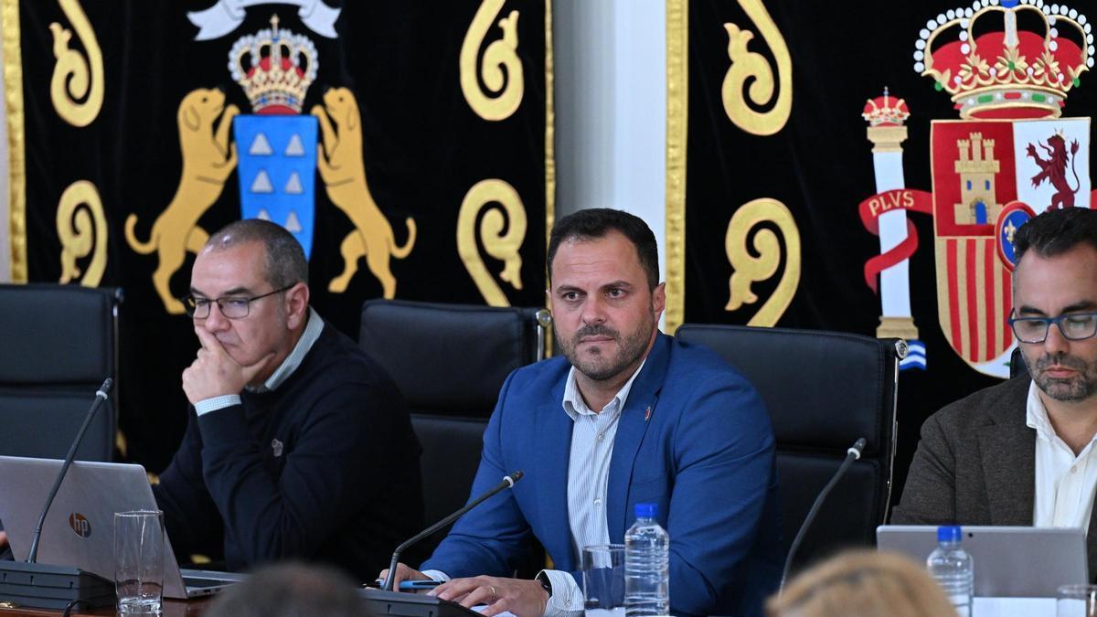 Yonathan de León, alcalde de Arrecife, habla sobre la anulación irregular de multas en la capital