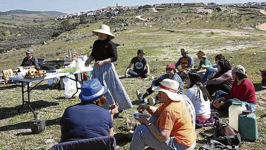 Los vecinos recorren en una ruta leyendas locales