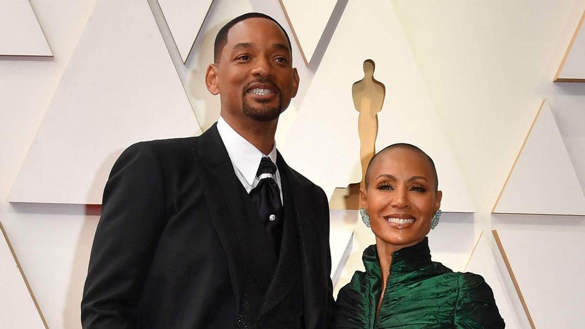 Will Smith y Jada Pinkett posan en en 'photo call' de la ceremonia de los Oscar.