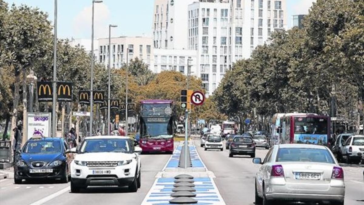 El paseo de Joan de Borbó, importante eje que recorre todo el barrio de la Barceloneta, la semana pasada.