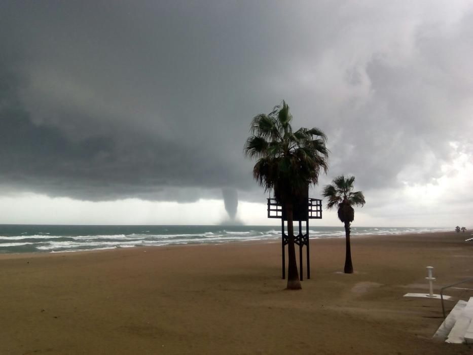 El espectacular tornado marino en Sueca