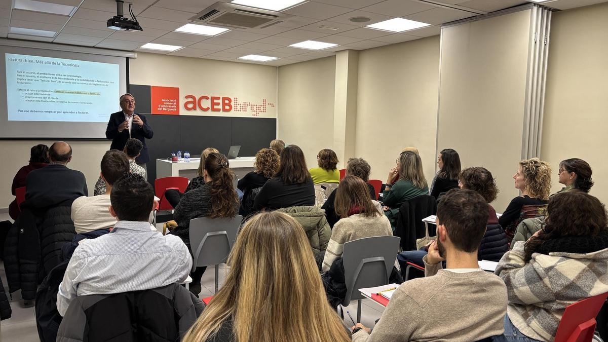 Un moment de la sessió de l'ACEB