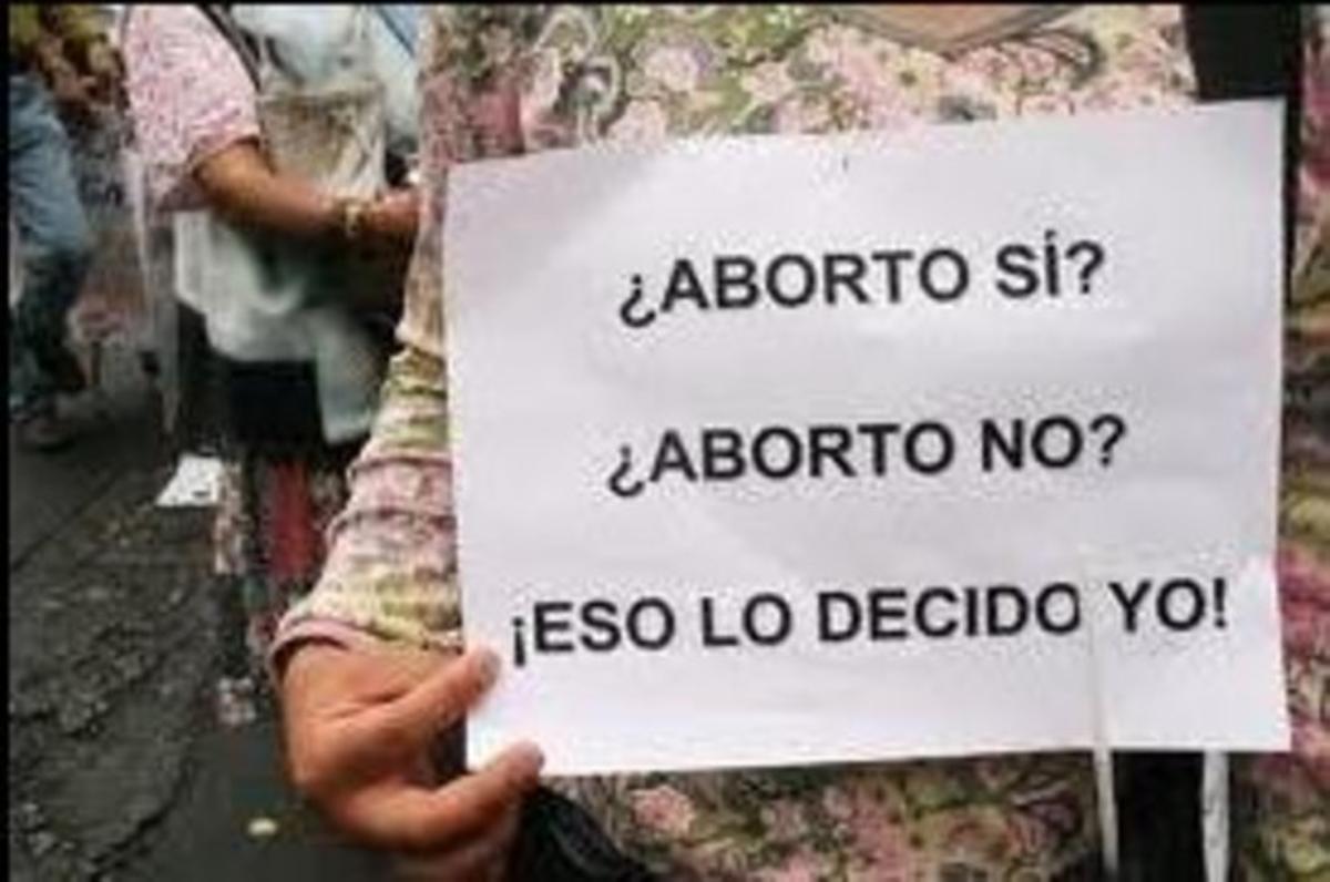 Pancarta en contra de la llei.