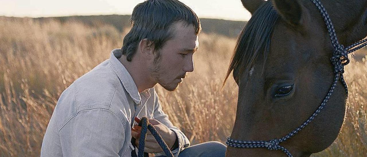 El actor Brady Jandreau, en una imagen de &quot;The Rider&quot;.  // Caramel Films