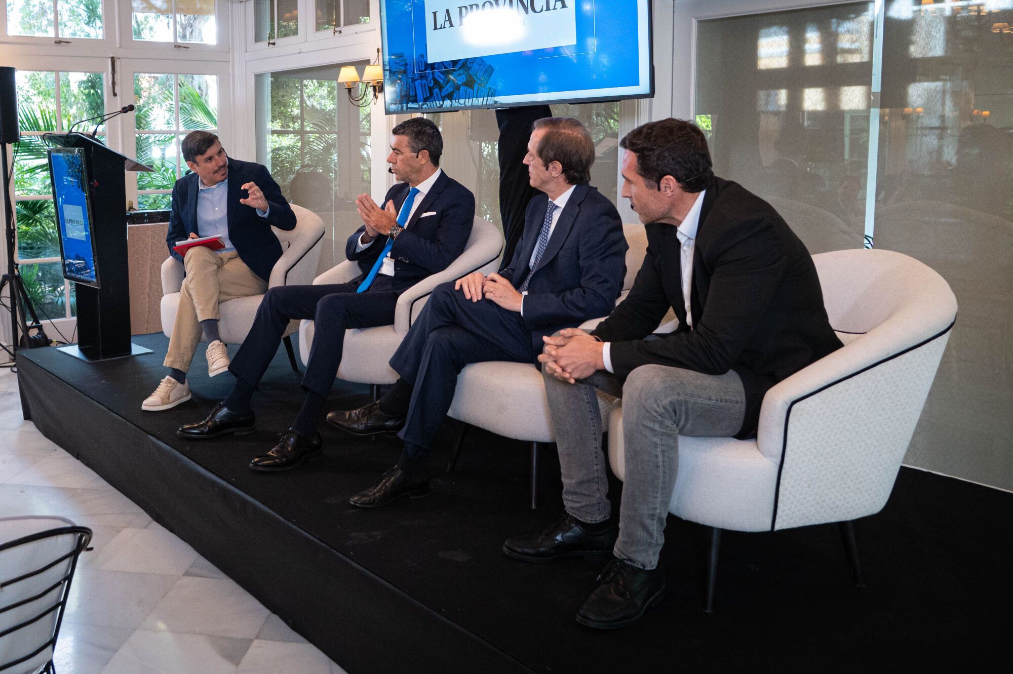 Foro de El Día y La Provincia con el consejero de Transición Ecológica y Energía, Mariano Hernández Zapata.

