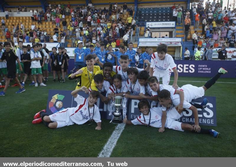 GALERÍA DE FOTOS -- Éxito del torneo alevín del Villarreal